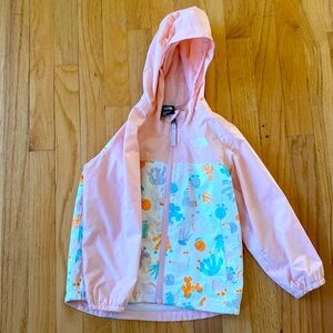 The North Face 4T rain jacket jacket with hood in good used condition